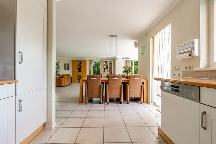 Foto 14 van Simone Signoretstraat 43