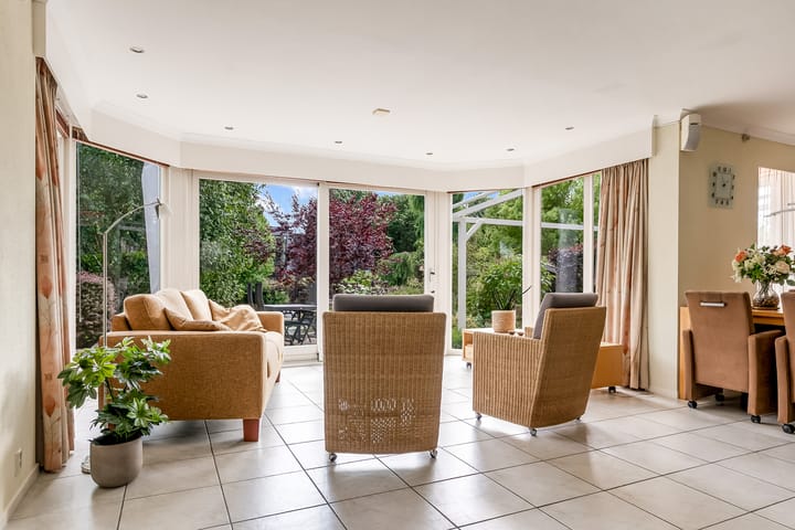 Foto 17 van Simone Signoretstraat 43