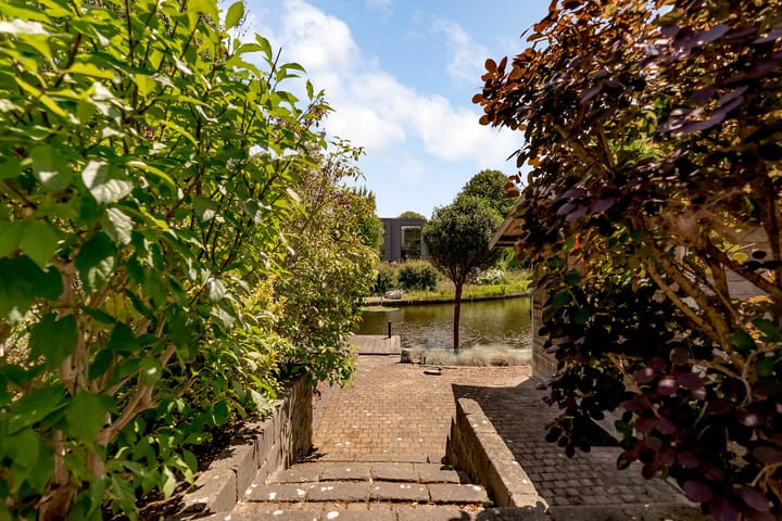 Foto 48 van Simone Signoretstraat 43