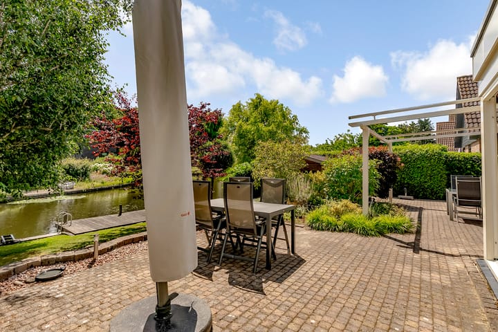 Foto 51 van Simone Signoretstraat 43