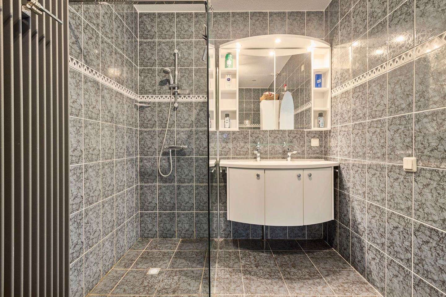 Foto 29 van Hoptille 4-A