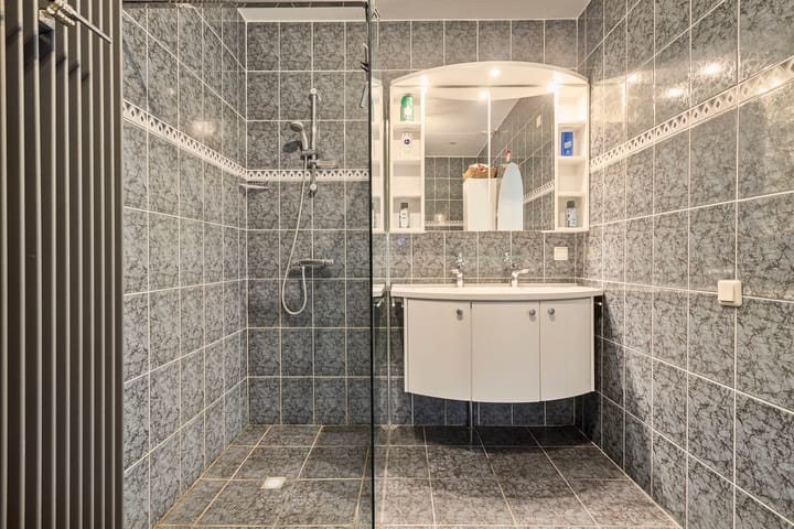 Photo 29 of Hoptille 4-A