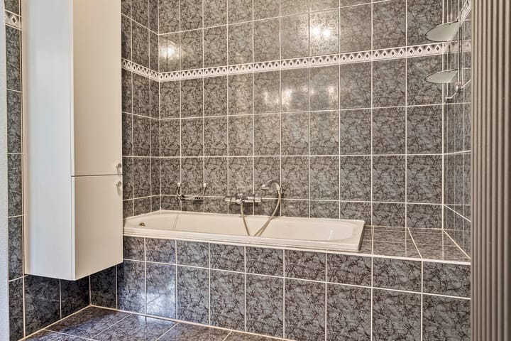 Photo 30 of Hoptille 4-A