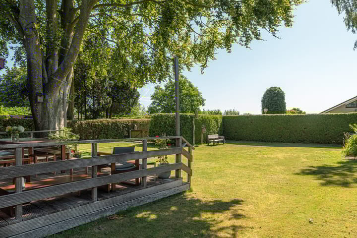 Foto 16 van De Vriehof 33