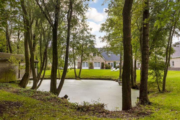 Photo 69 of Hoptille 4-A