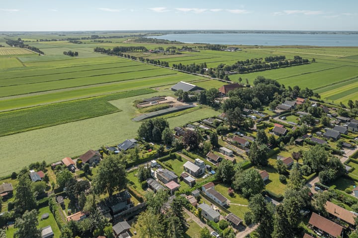 Foto 44 van De Vriehof 33