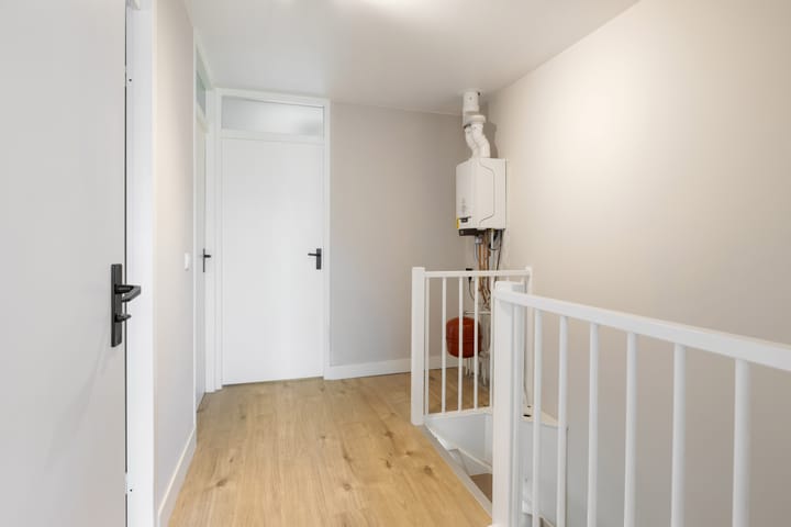 Photo 12 of Hemelrijksestraat 89