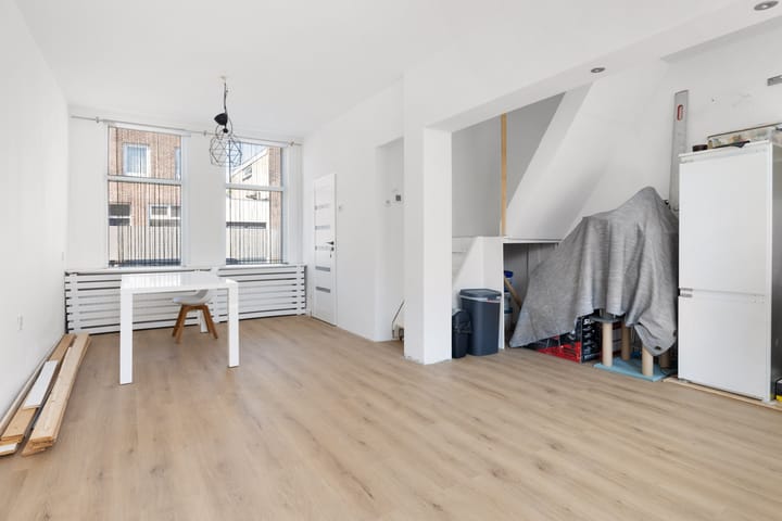 Foto 4 van Graaf van Bloisstraat 64