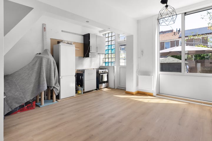 Foto 5 van Graaf van Bloisstraat 64