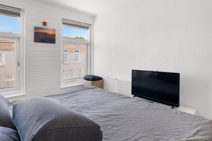 Foto 11 van Graaf van Bloisstraat 64