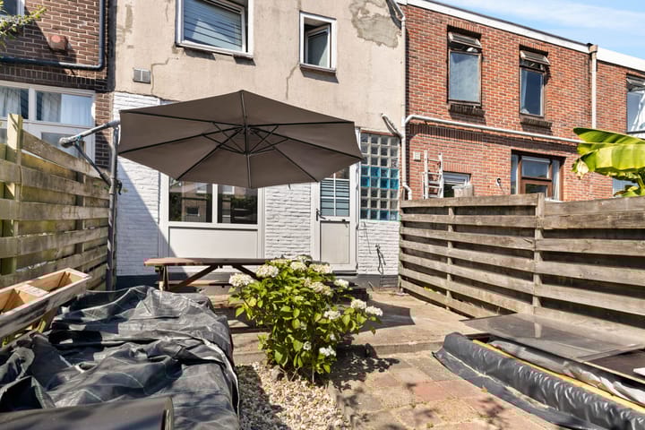 Foto 18 van Graaf van Bloisstraat 64