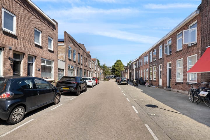 Foto 21 van Graaf van Bloisstraat 64