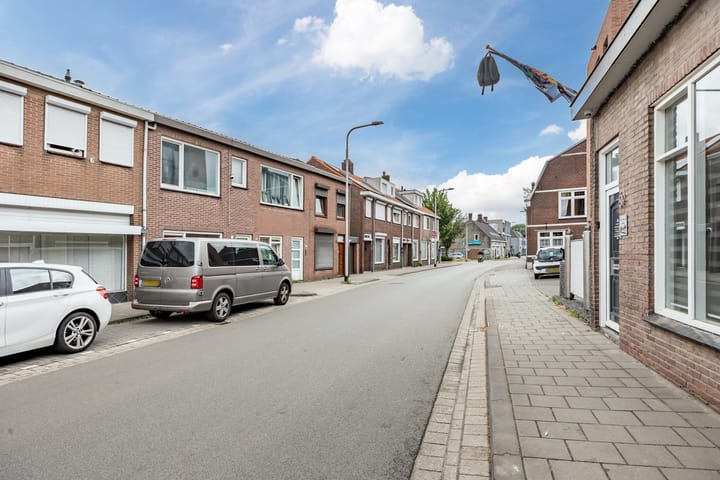 Foto 40 van Hoefstraat 42