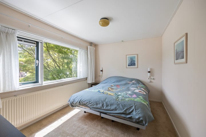 Photo 28 of Bernhardstraat 25