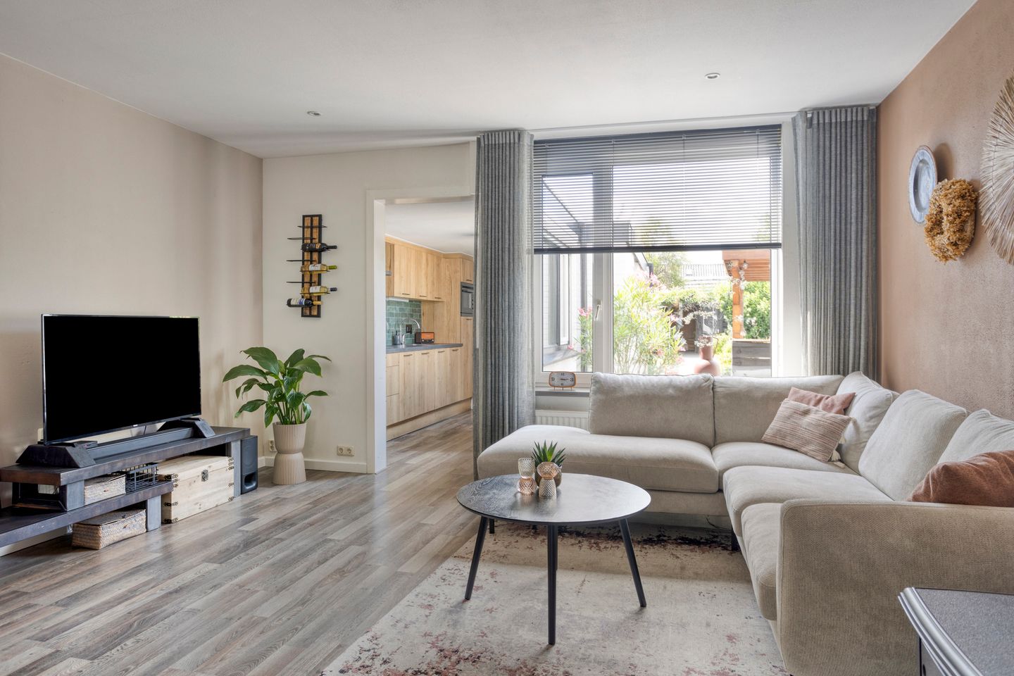 Foto 10 van Tulpenstraat 11