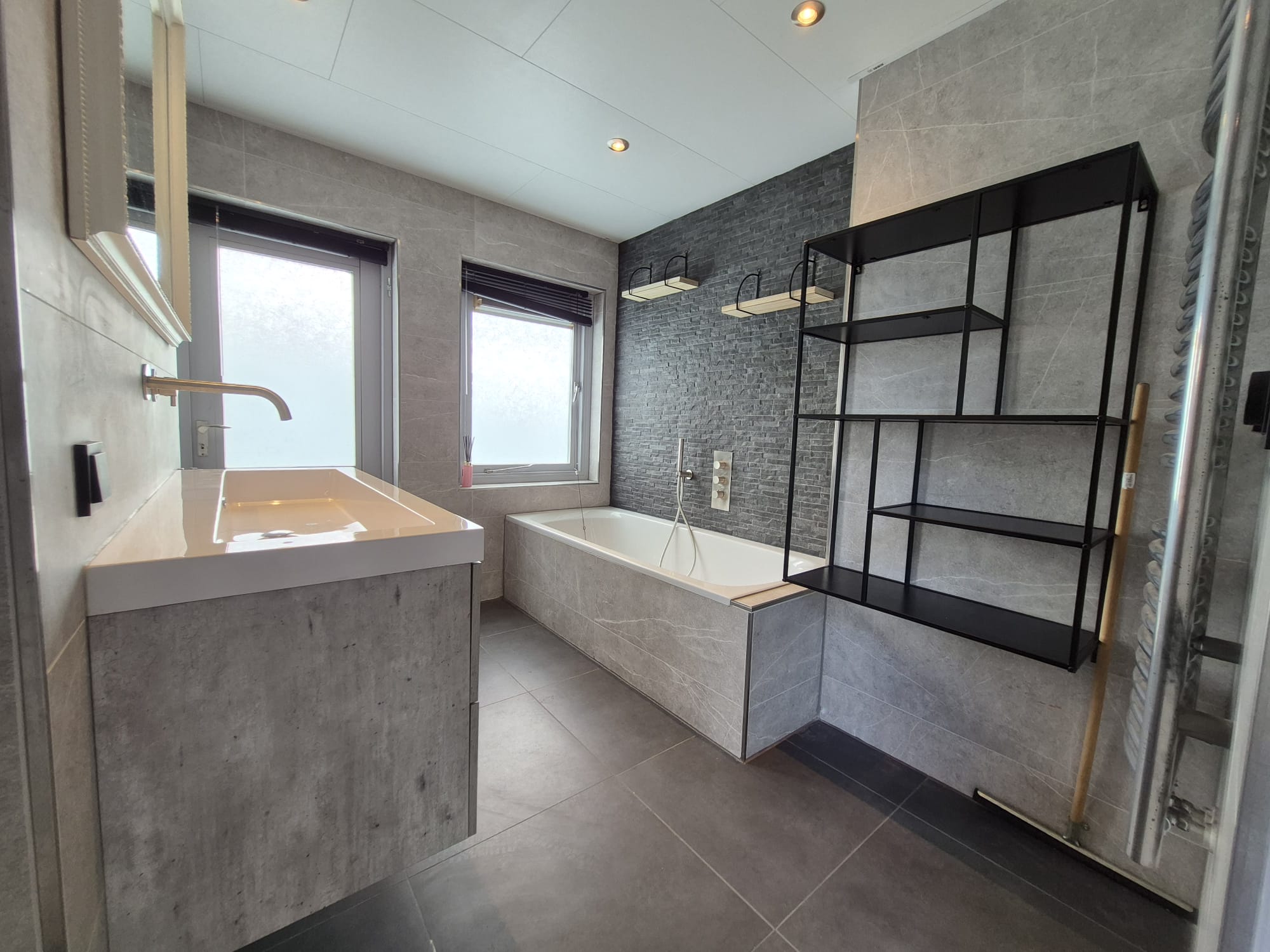 Foto 9 van Vriezenveenseweg 6-A