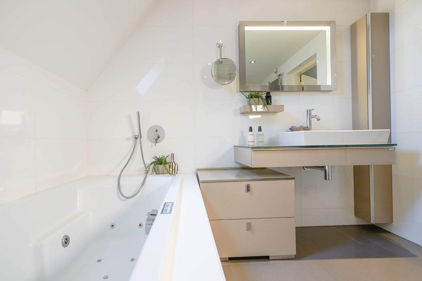 Foto 49 van Warmonderhek 3