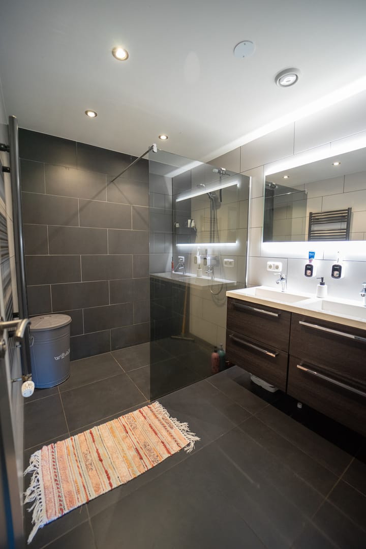 Foto 6 van Luxemburg 7-B