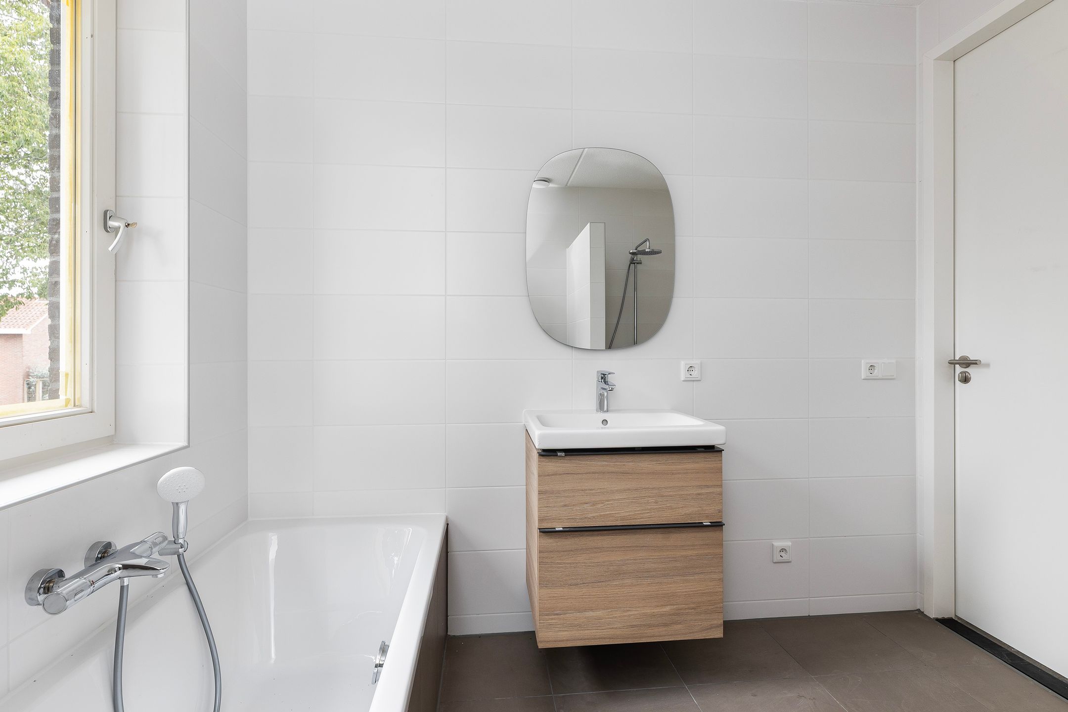 Foto 21 van Hortensiastraat 10-B