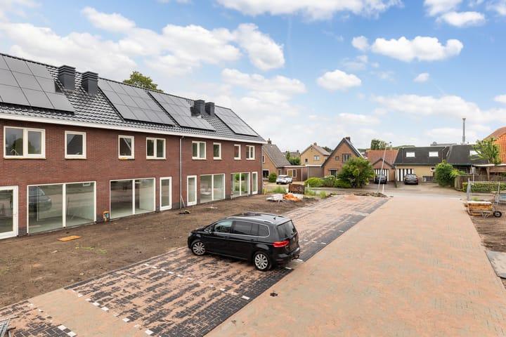 Foto 33 van Hortensiastraat 10-B