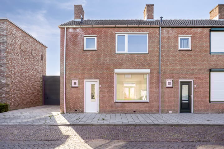 Photo 2 of den Waghemakerestraat 4