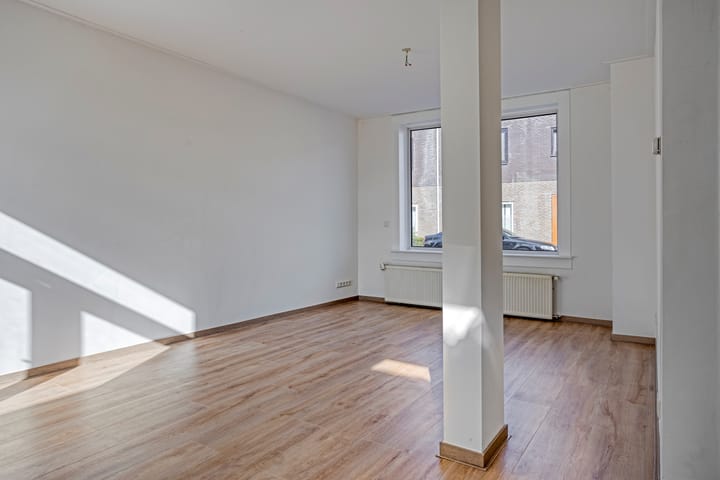 Photo 4 of den Waghemakerestraat 4