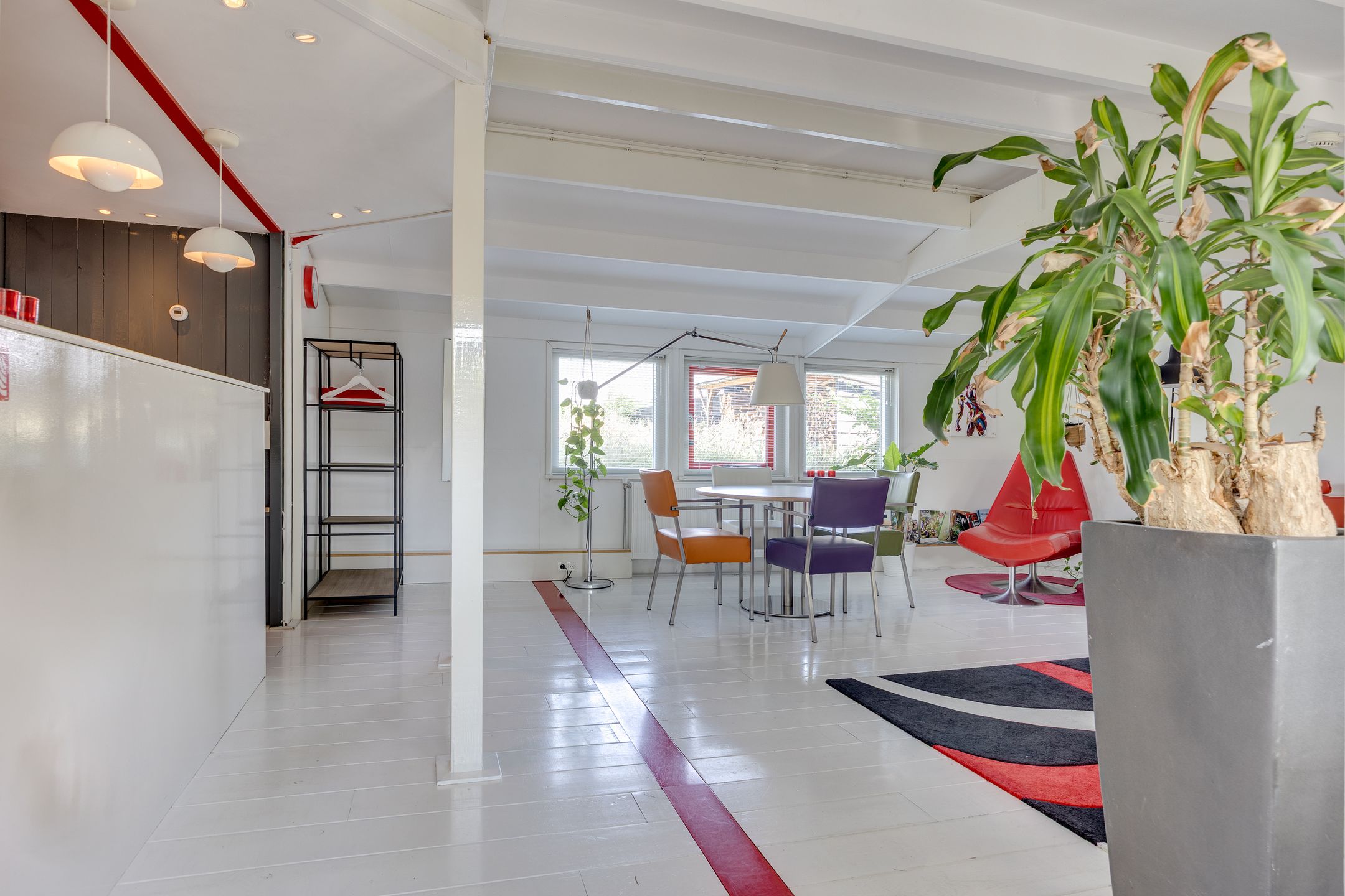 Photo 42 of Veenendaalsestraatweg 10-A