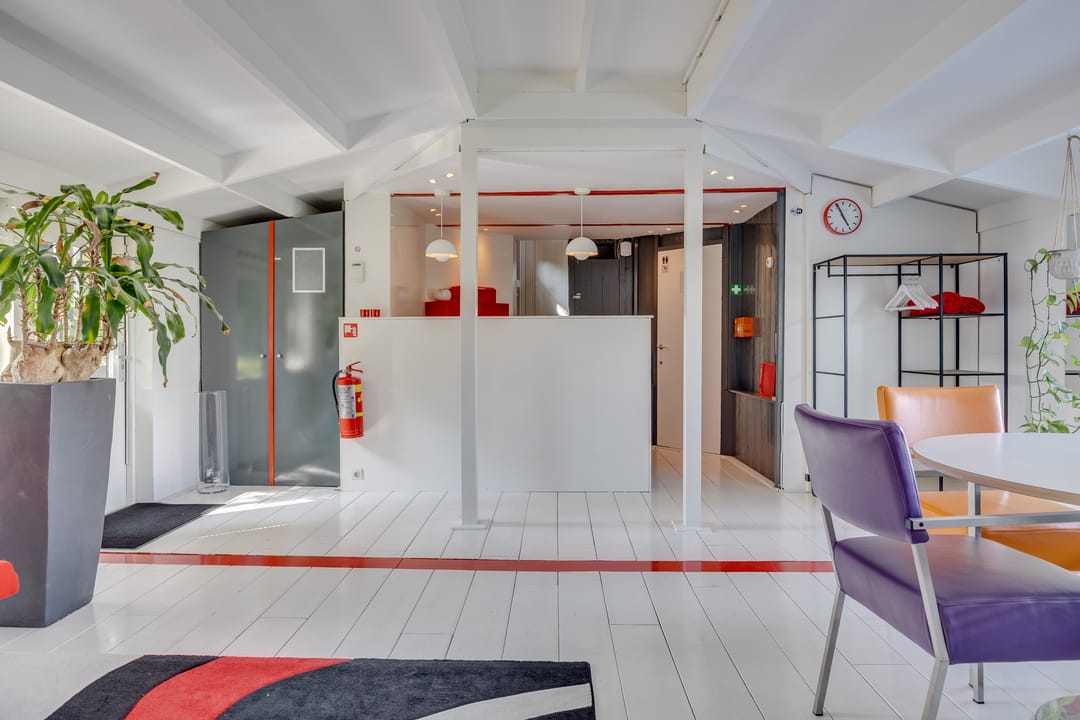 Photo 43 of Veenendaalsestraatweg 10-A