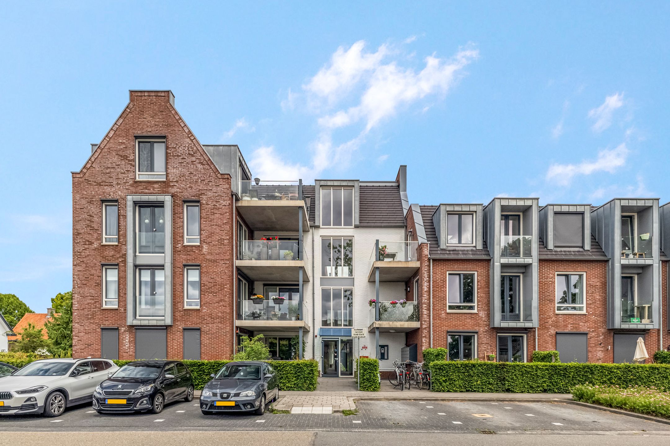 Foto 6 van Ds. Van de Woestijnehof 124