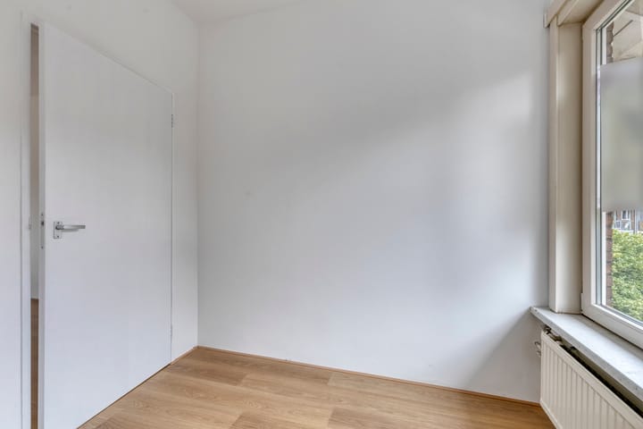 Foto 17 van Tapuitstraat 111-C