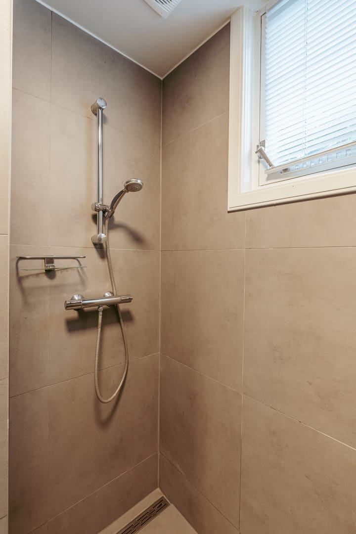 Photo 19 of Marnixstraat 54-1L