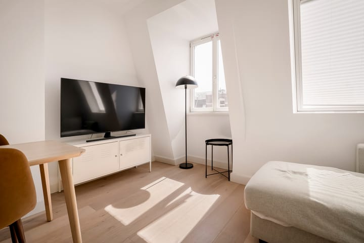 Foto 6 van Wiltzanghlaan 4-4A