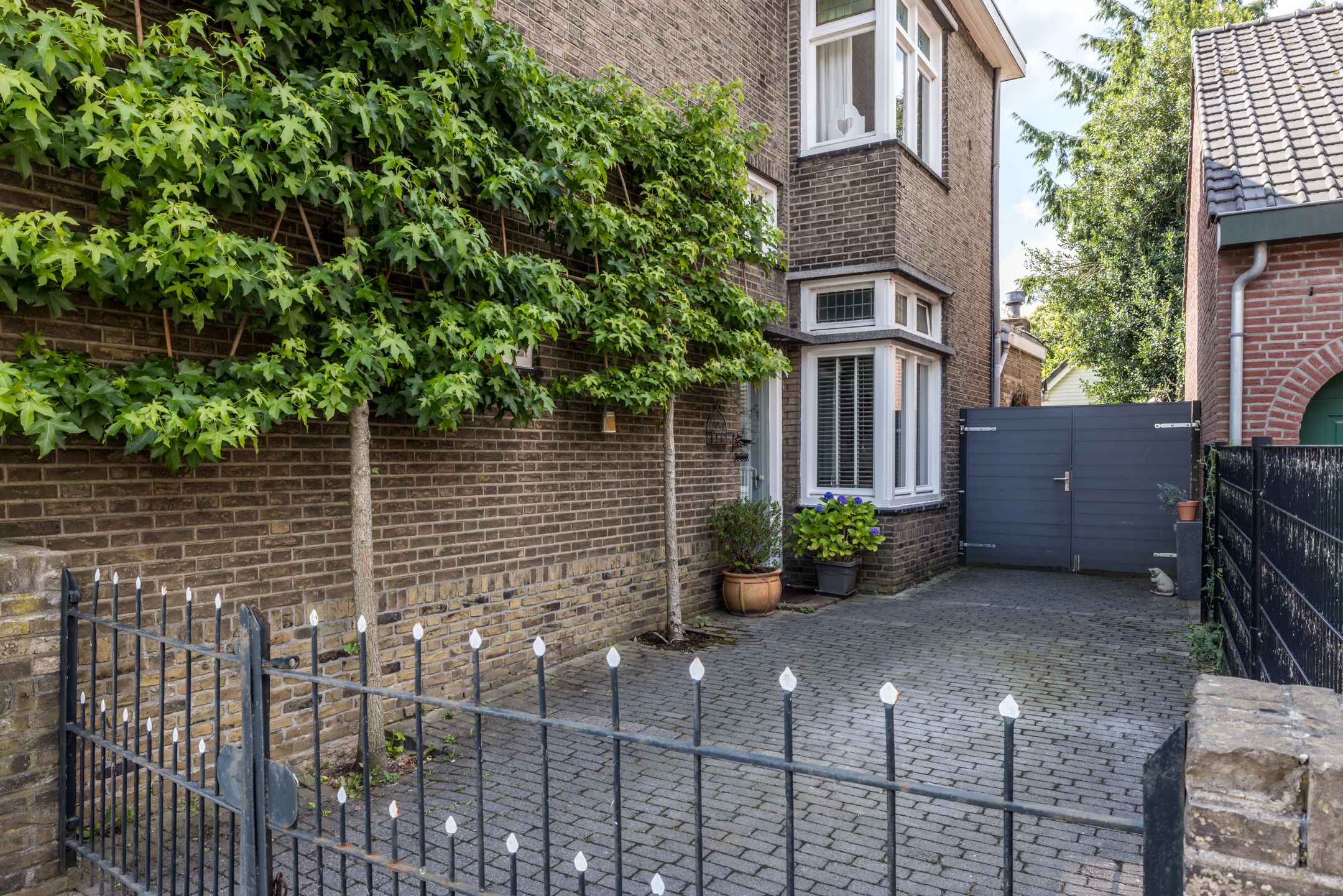 Foto 12 van Stationsstraat 148