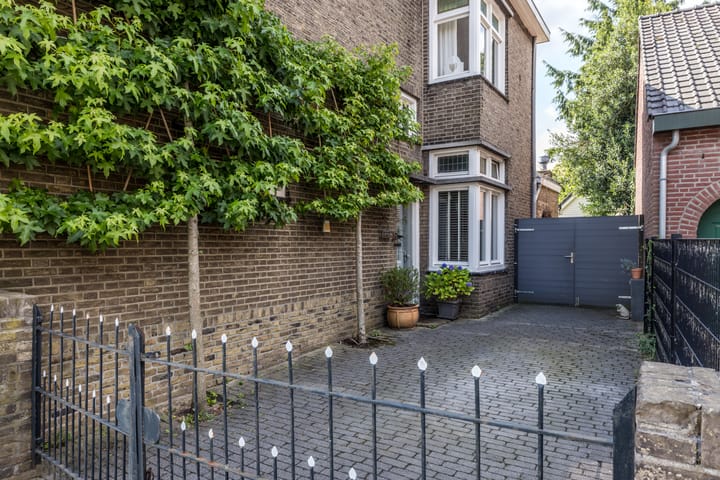 Foto 12 van Stationsstraat 148