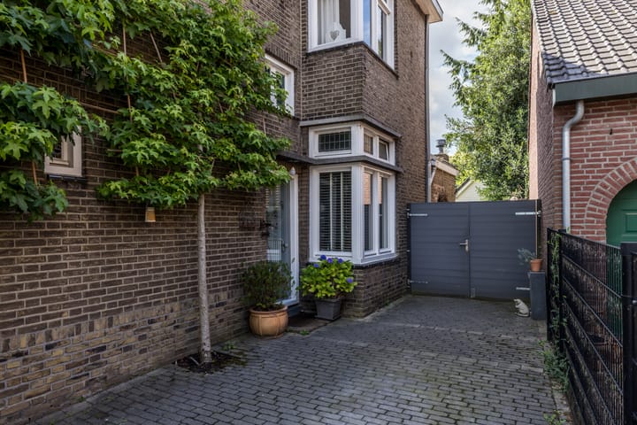 Foto 14 van Stationsstraat 148