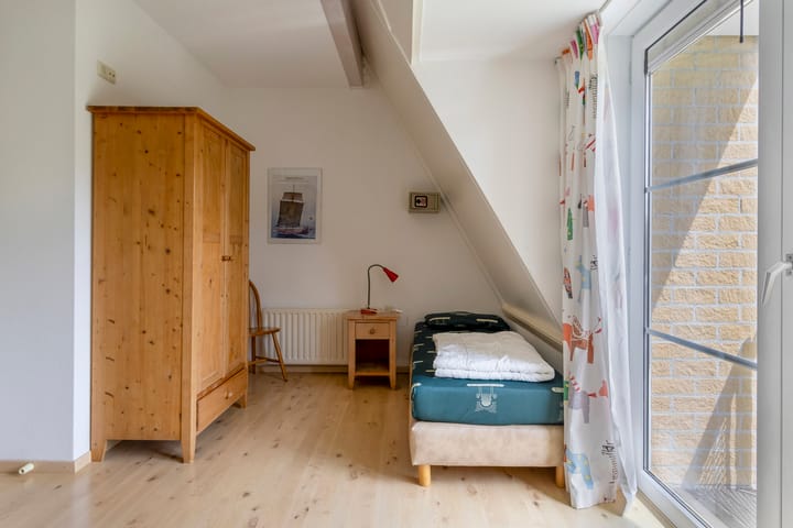 Photo 13 of Oosterscheldelaan 55