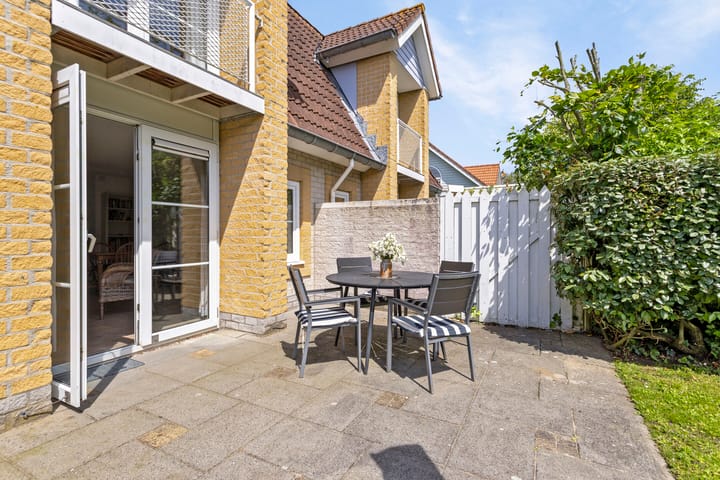 Photo 16 of Oosterscheldelaan 55