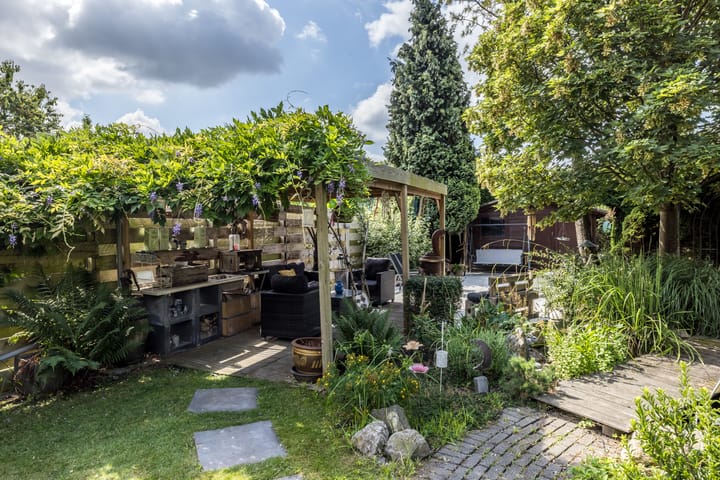 Foto 42 van Stationsstraat 148