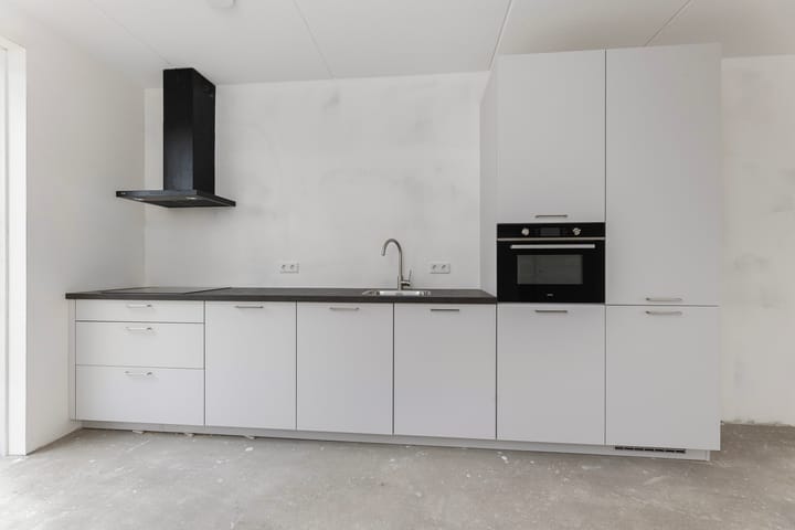 Photo 16 of Hortensiastraat 10-A