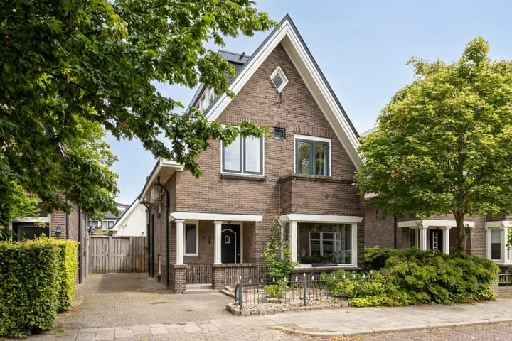 Vondelstraat 44