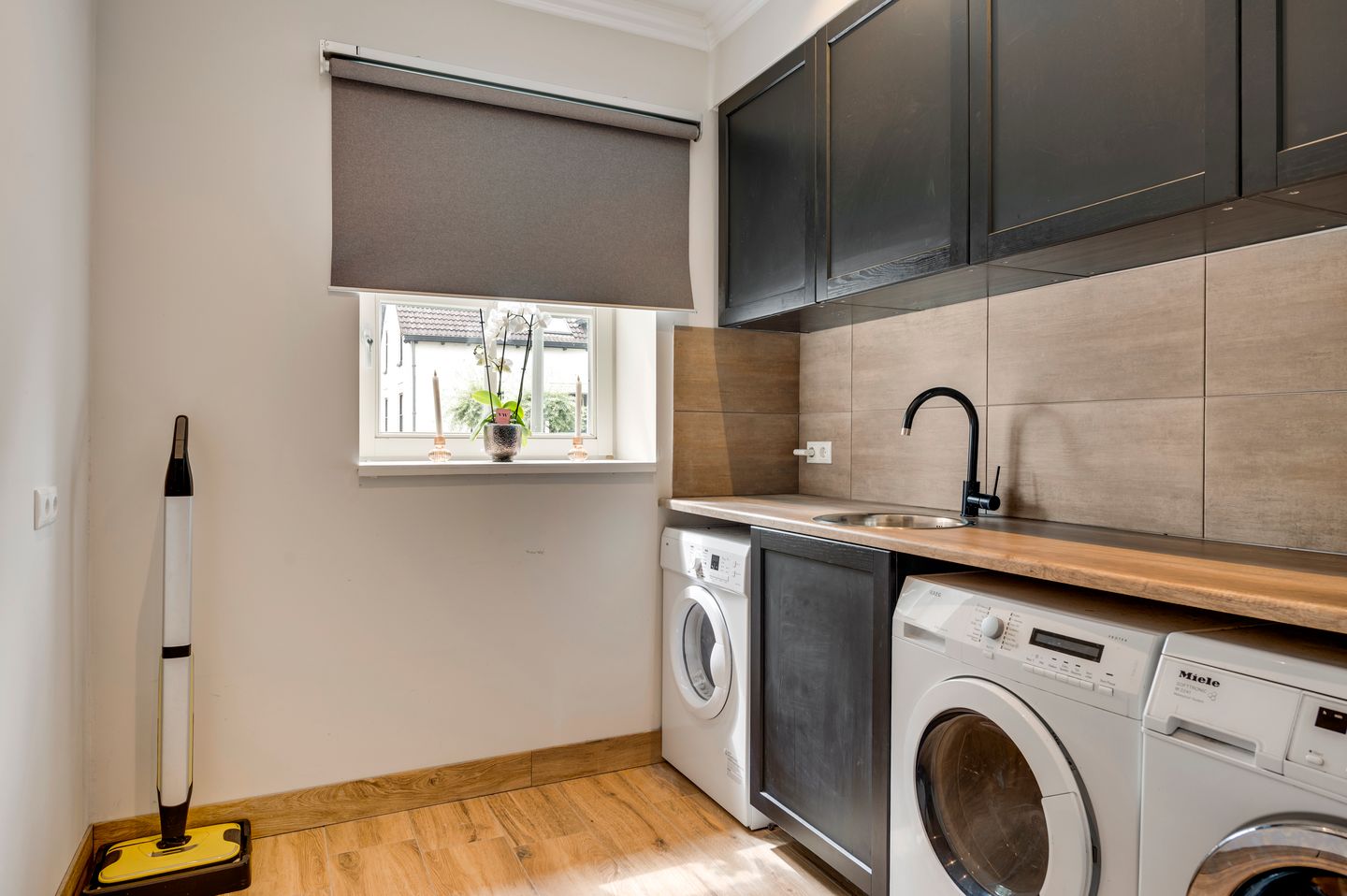 Foto 25 van Onze Lieve Vrouwestraat 37