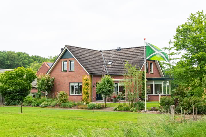 Foto 2 van Bredelerweg 1