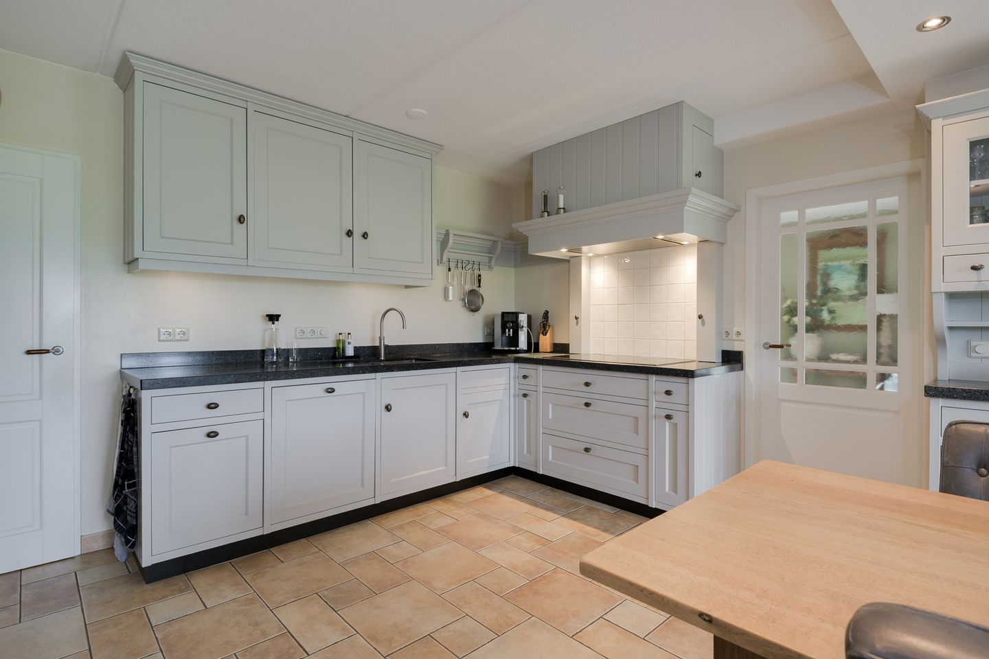 Foto 20 van Bredelerweg 1