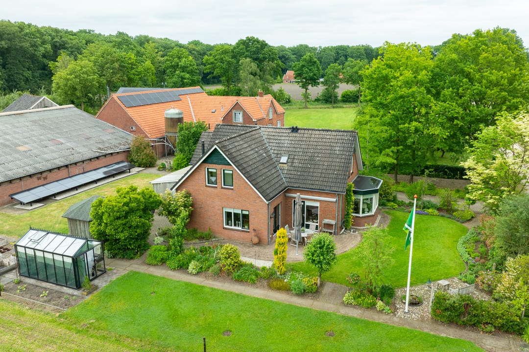 Foto 53 van Bredelerweg 1