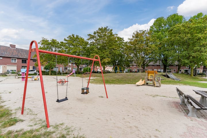 Foto 44 van Begoniastraat 12