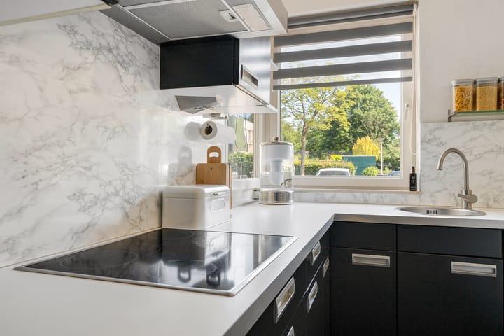 Foto 15 van Montbretiastraat 53