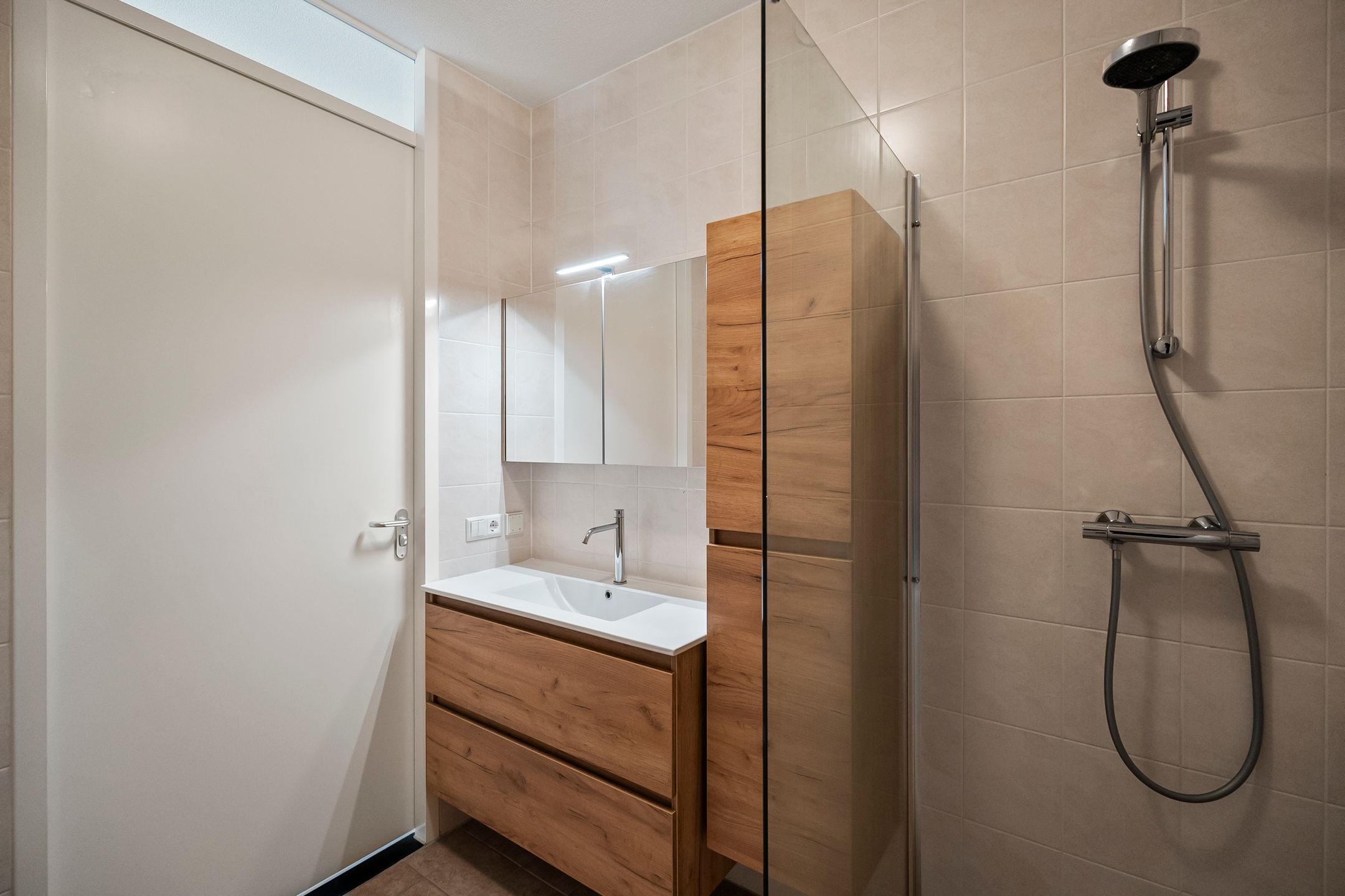 Foto 24 van Heinenwaard 16