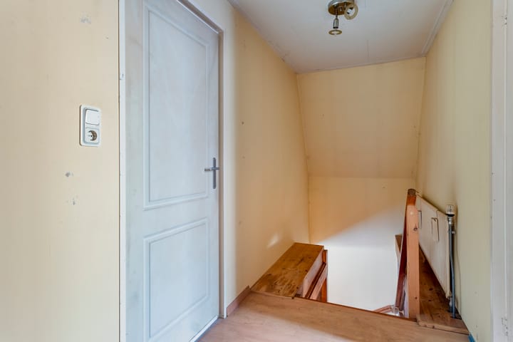 Foto 13 van Tholensstraat 147