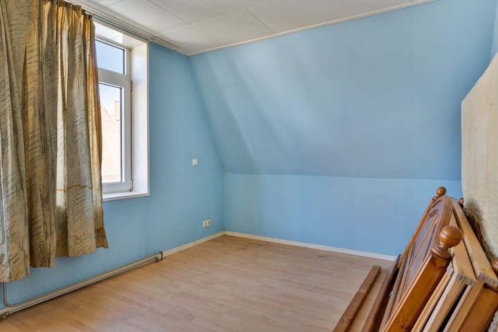 Foto 14 van Tholensstraat 147