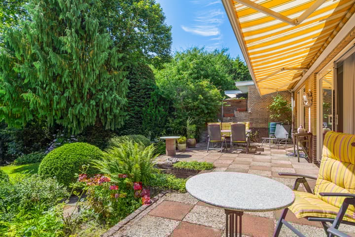 Foto 33 van Papegaaienlaan 2-A